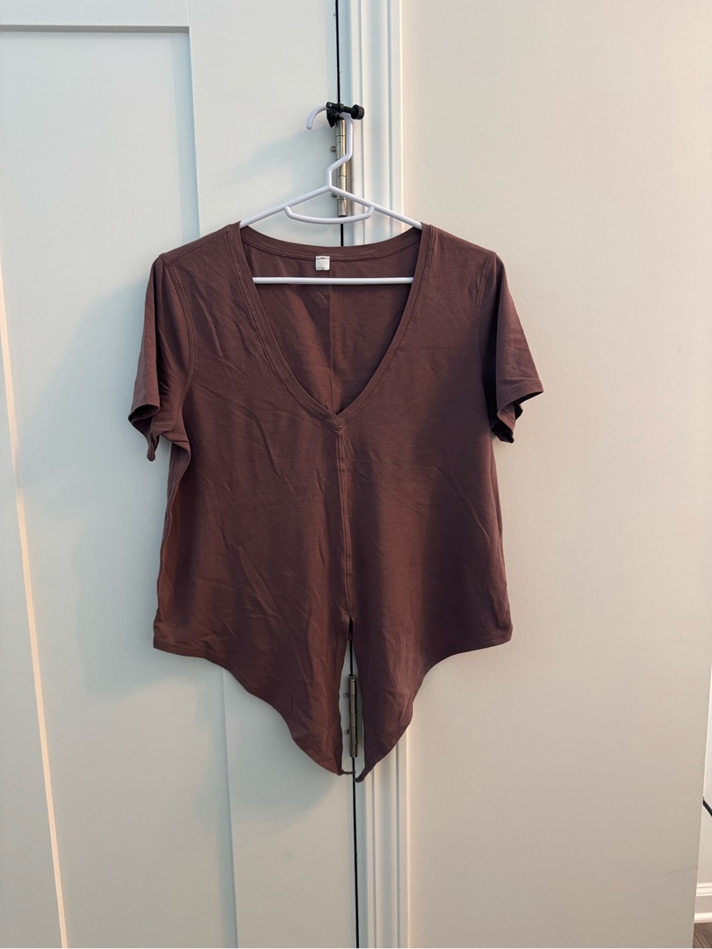 Lululemon Women's V-Neck Short Sleeve Top in Burgundy